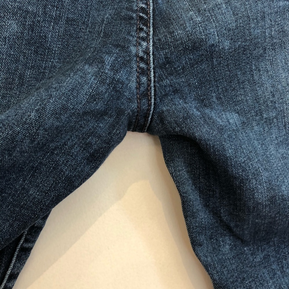 Refuge Button Fly Jeans - Picture 13 of 13